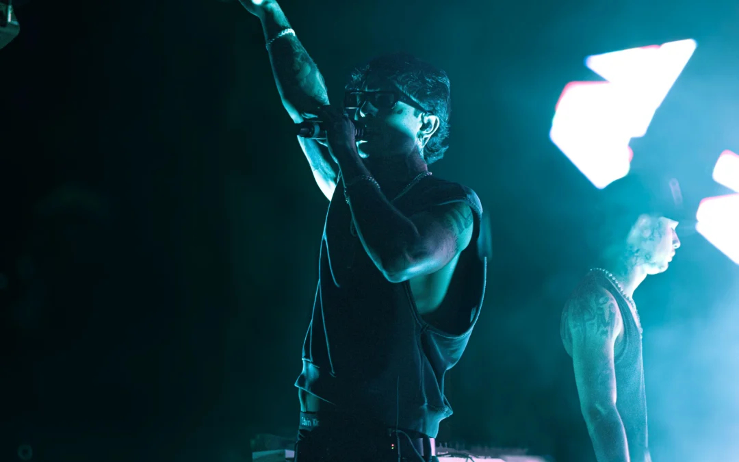 zxmyr llevó su energía única al showcase de Alzada en la FIM GDL 2025