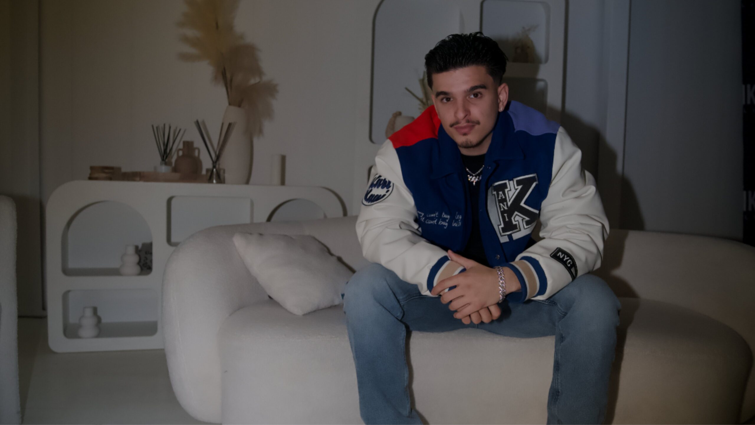 Portada del sencillo Agapi Stigmis de SOULIS, fusión de afro house y música griega.